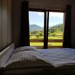 Bed & Breakfast Dom Z Bali Miłków