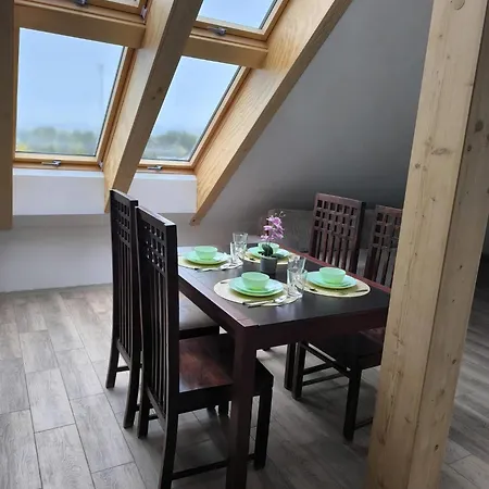 Dom Z Bali Милкув